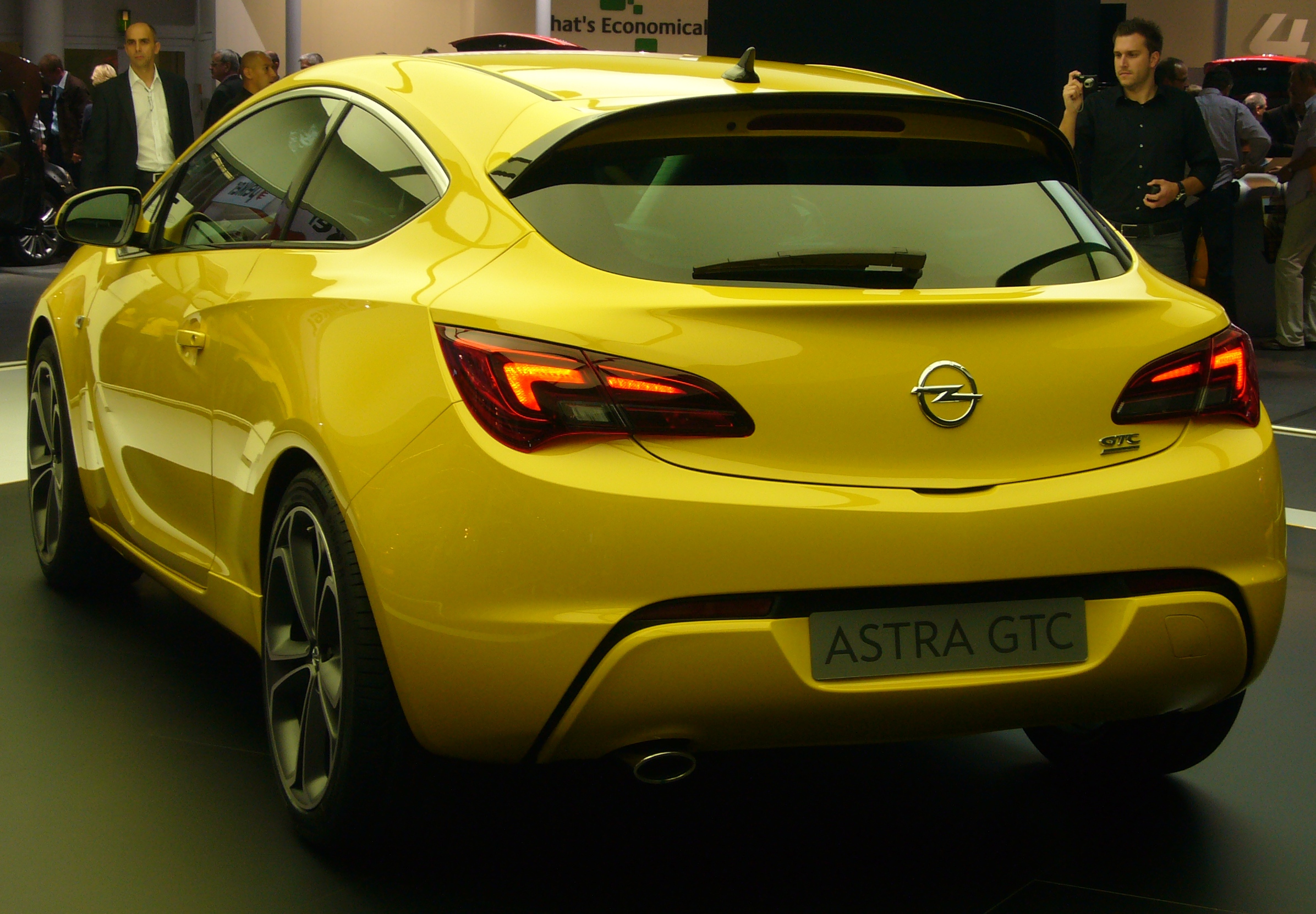 Opel Astra J - Wikidata