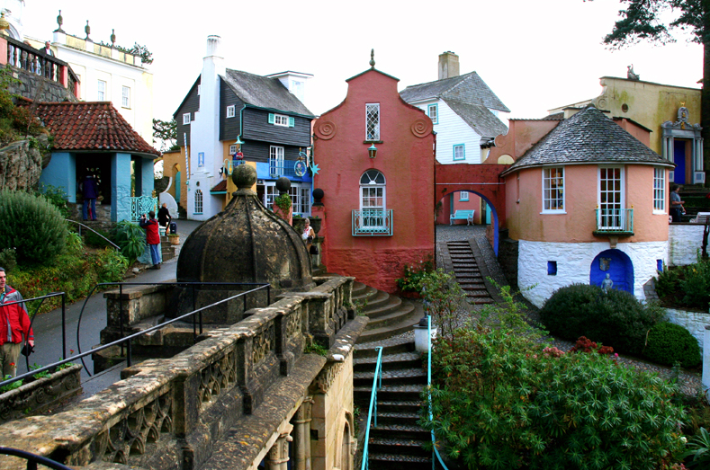 File:Portmeirion (1813472423).jpg