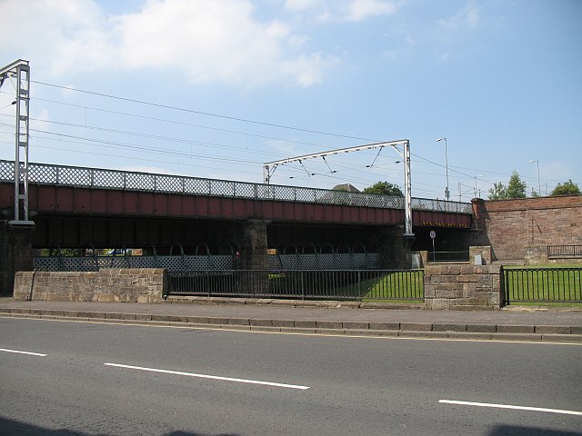 File:Railway bridge, Bank Street - geograph.org.uk - 1124128.jpg