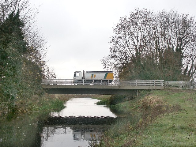 File:Road Bridge over the River Bain, Coningsby - geograph.org.uk - 106253.jpg