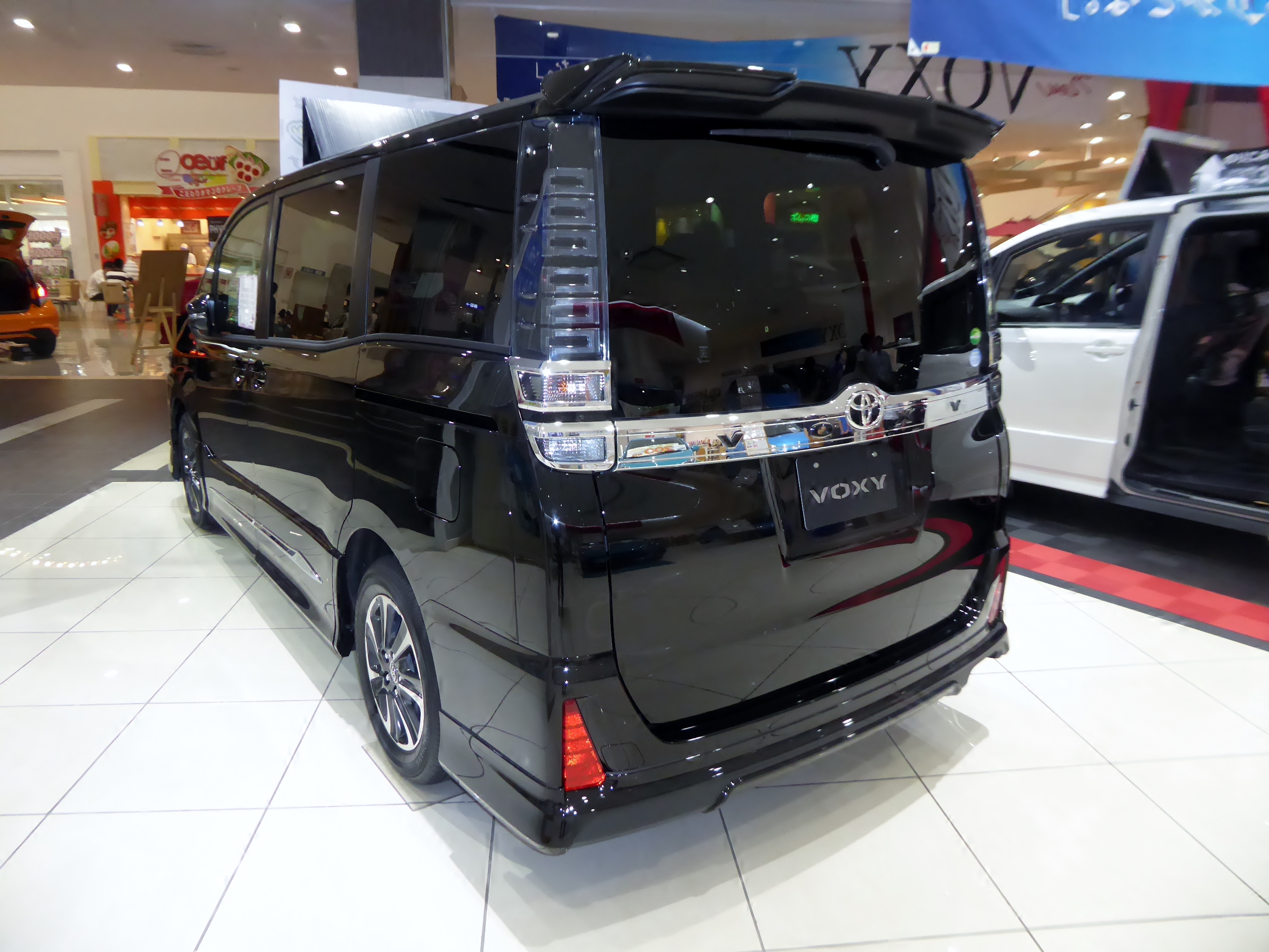 File:Toyota VOXY ZS (DBA-ZRR80W-BPXSP) rear.jpg - Wikimedia Commons