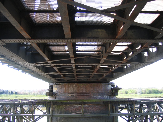 File:Underneath Hawarden Bridge - geograph.org.uk - 405422.jpg