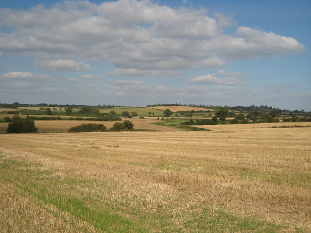 File:View towards Draycote - geograph.org.uk - 552039.jpg