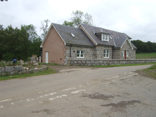 File:'New build' by Millhead Cottage - geograph.org.uk - 878120.jpg