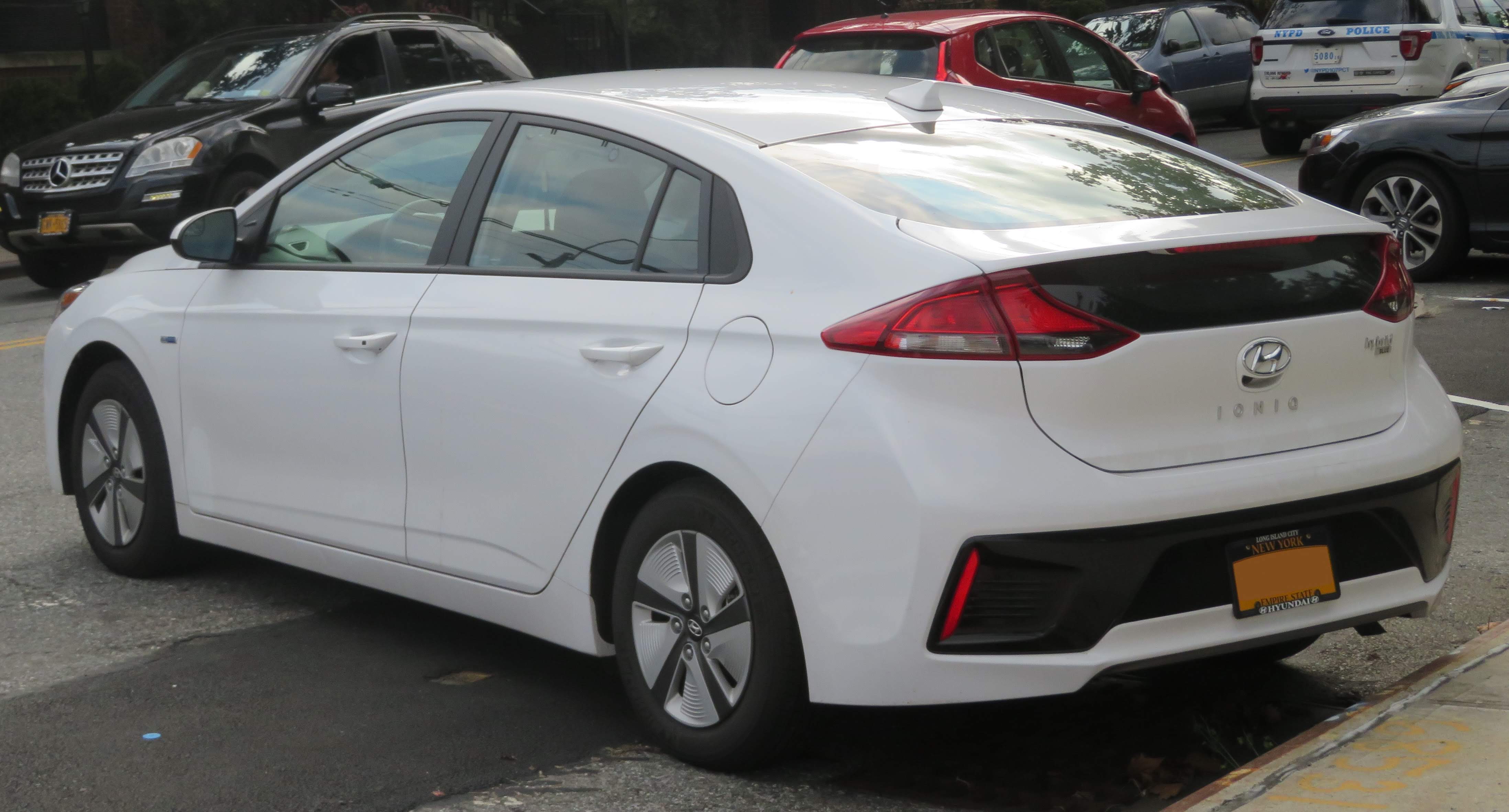 Hyundai Ioniq - Wikipedia