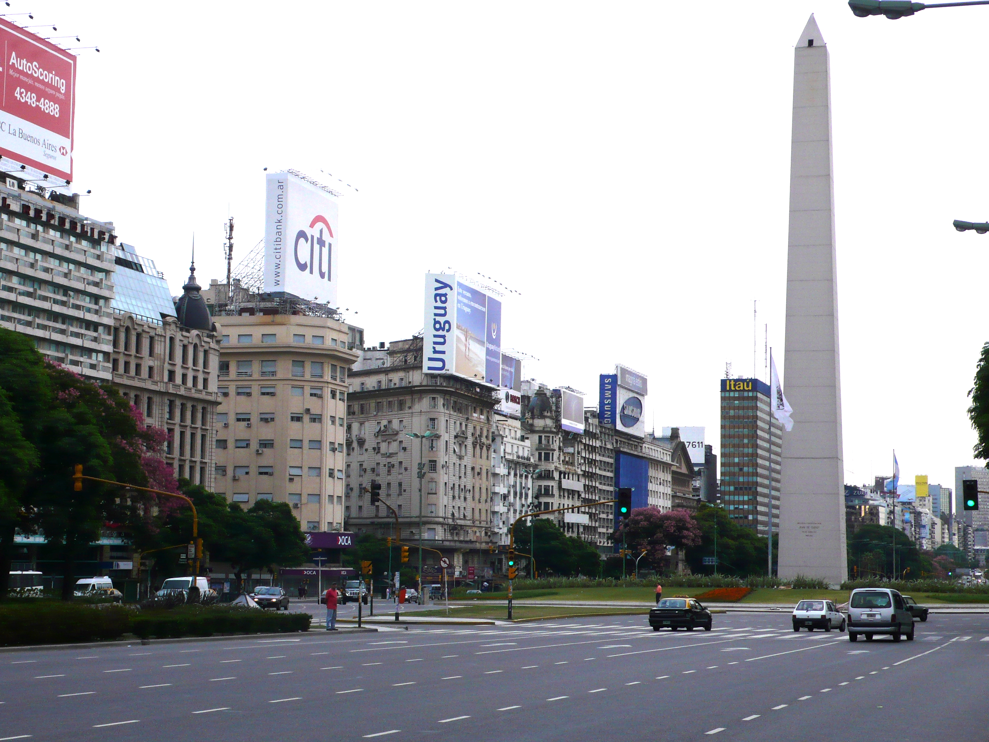 File:9 de Julio Buenos Aires (21008).jpg - Wikimedia Commons