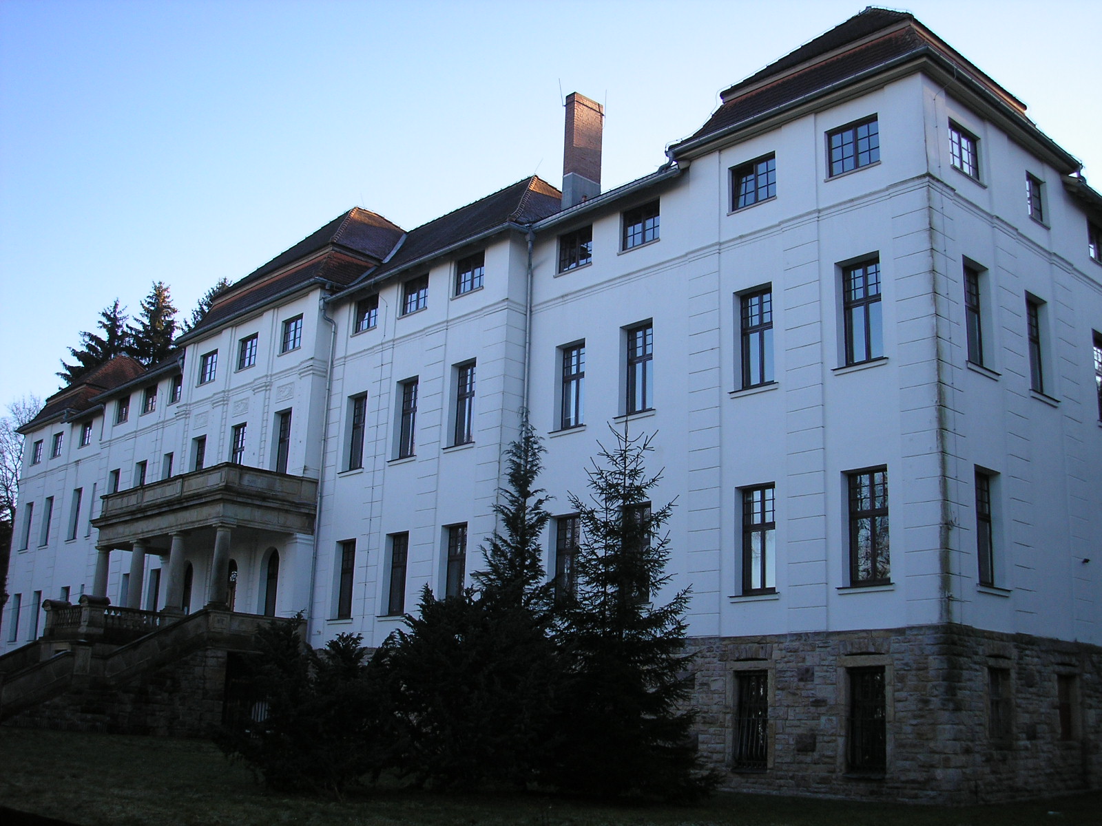 Das Haus I des Goethegymnasiums in Ilmenau (Thüringen).
