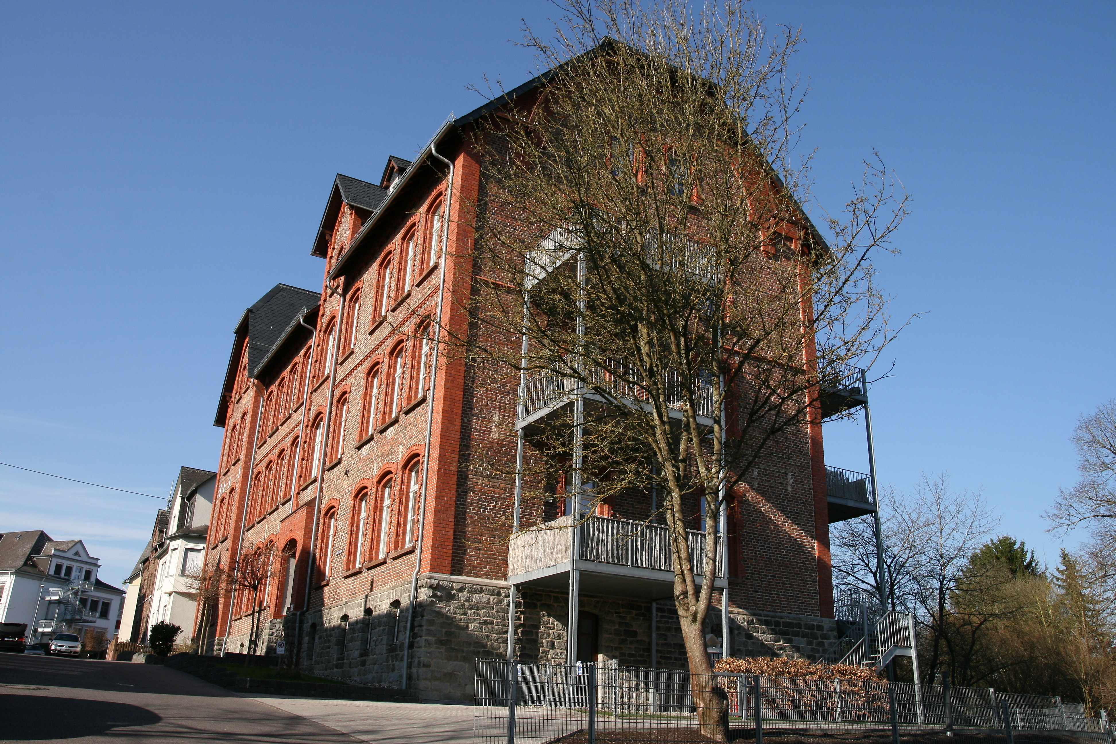 File Haus Der Jugend Montabaur 03 Jpg Wikimedia Commons