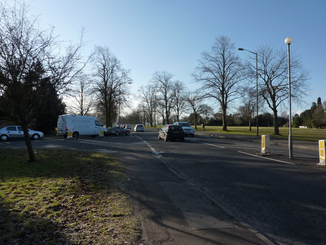 File:On Westbury Road, Bristol - geograph.org.uk - 1708595.jpg