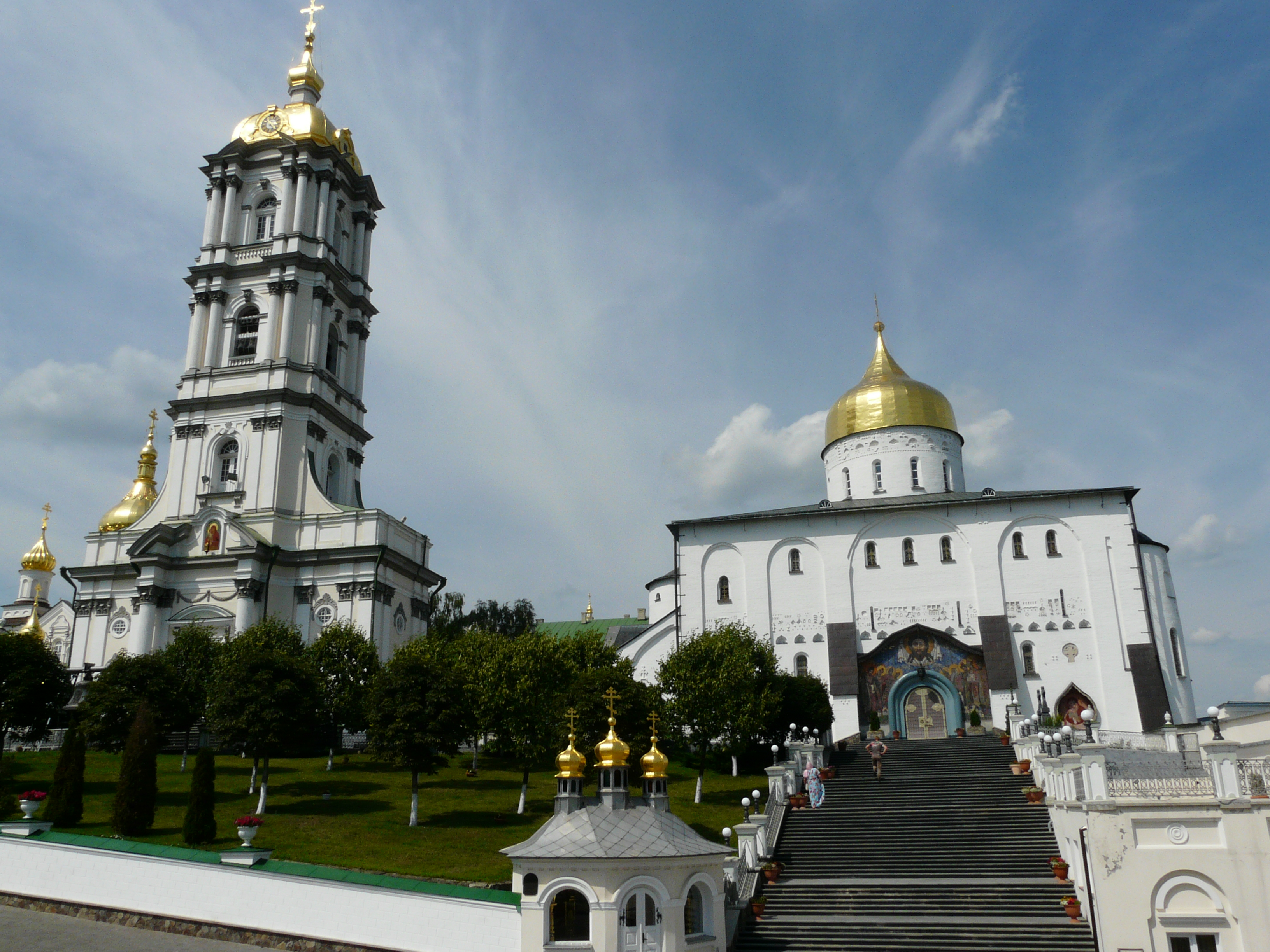 Колокольня Свято Успенской Почаевской Лавры