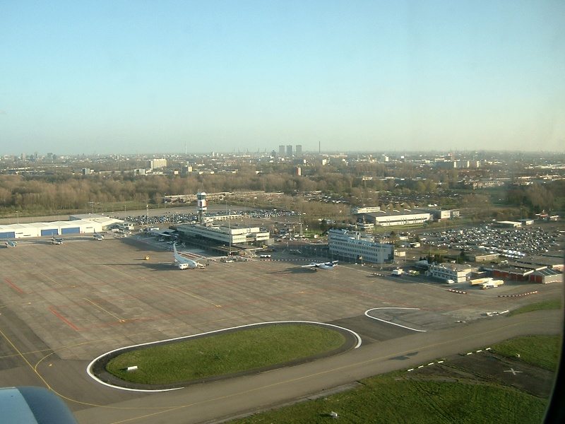 File:Rotterdam airport luchtfoto.jpg