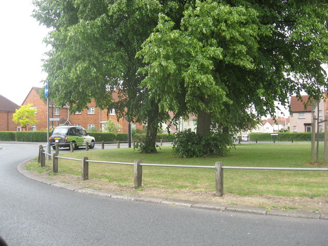 File:Roundabout at Daventry Road, Lower Knowle - geograph.org.uk - 1358666.jpg