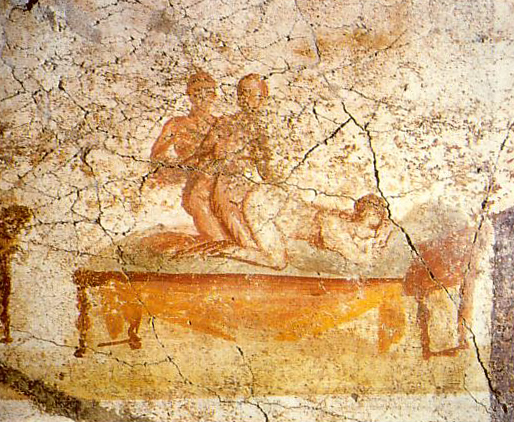 Twee mannen en een vrouw tijdens seksuele interactie op een wandschildering uit Pompeii, rond 79 v.Chr.