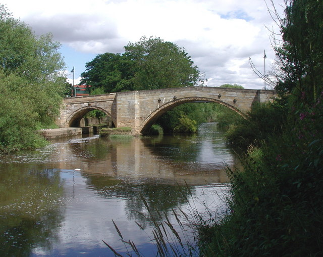 File:Stamford Bridge - geograph.org.uk - 910969.jpg