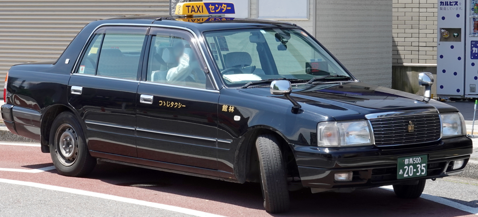ファイル:Tutuji Kanko Bus Toyota Crown Comfort YXS10.jpg - Wikipedia