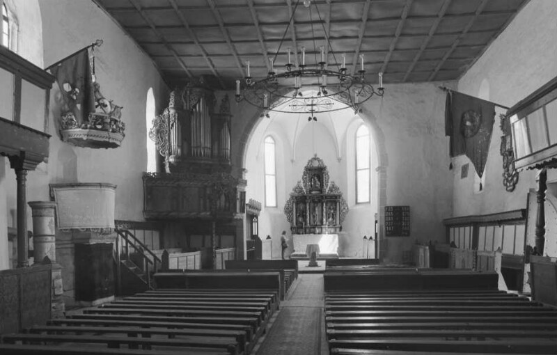 File:Weber, Klaus (1996), Reps Rupea Ev. Church Interior Quelle Bildarchiv Foto Marburg Archiv.jpg