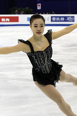File:World Championships 2015 – Ladies (So Youn PARK KOR – 12th Place) (15).jpg