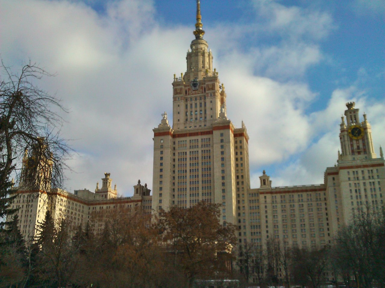 Список студентов мгу. МГУ фото. МГУ студенты. Дом студента МГУ. Московский государственный университет фото.