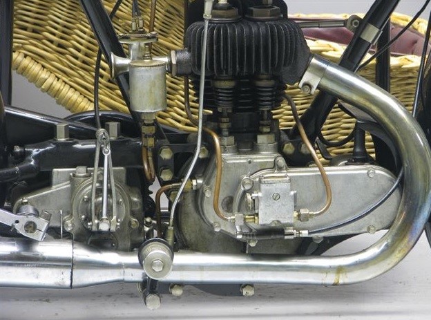 File:1928 AJS Model K12 250cc-side valve engine right side.jpg