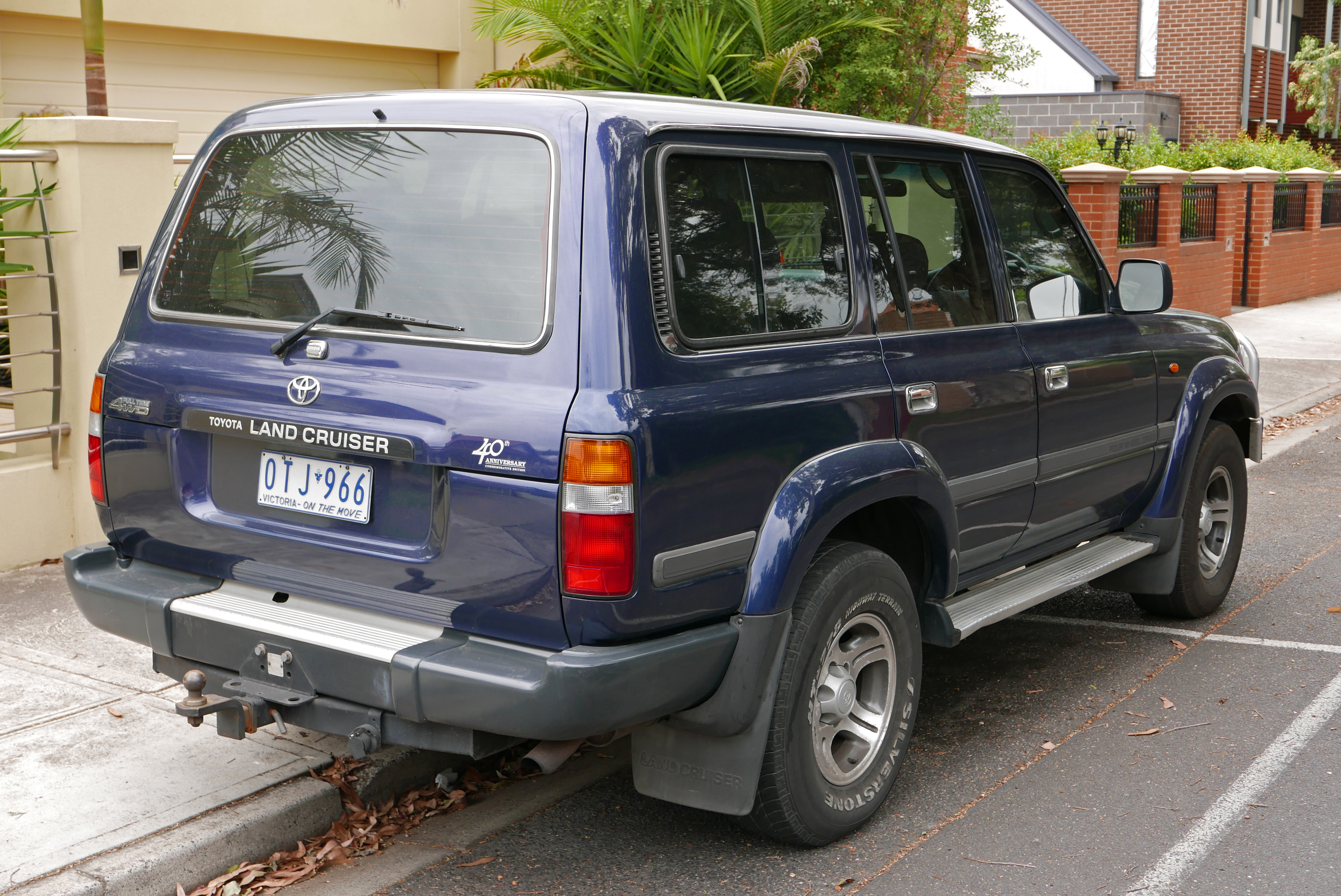 Toyota Land Cruiser 80 1990 - 1997