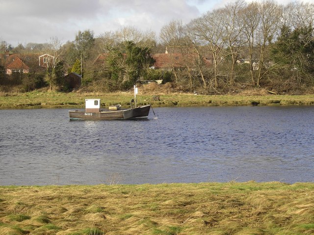 File:Boat on the Dee - geograph.org.uk - 679577.jpg