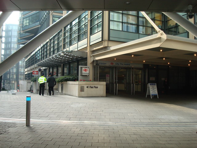 File:City Thameslink Station - geograph.org.uk - 699710.jpg