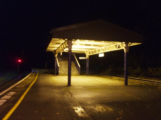 File:Dumpton Park station II - geograph.org.uk - 1008728.jpg