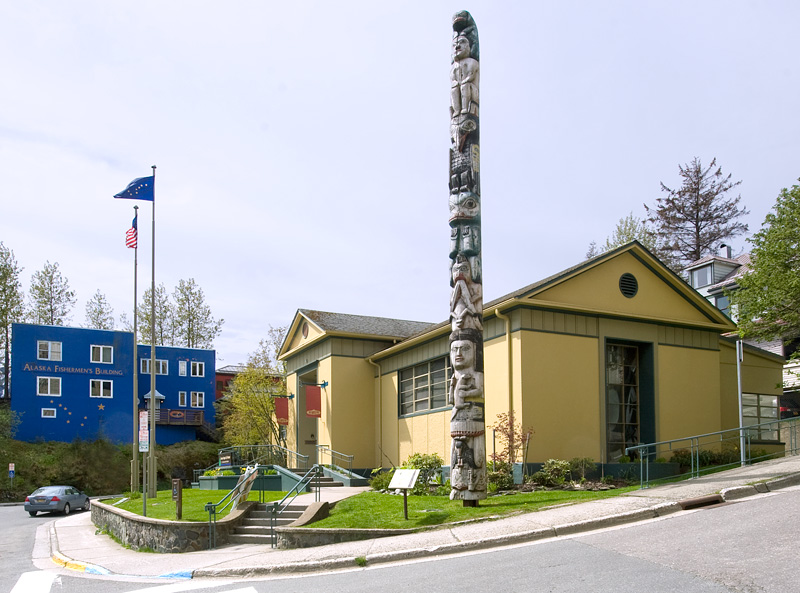 File:Memorial library in juneau alaska by noehill.jpg