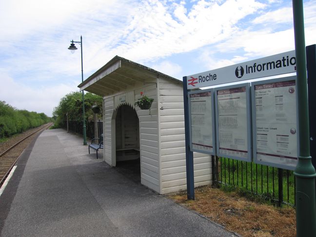 Roche railway station