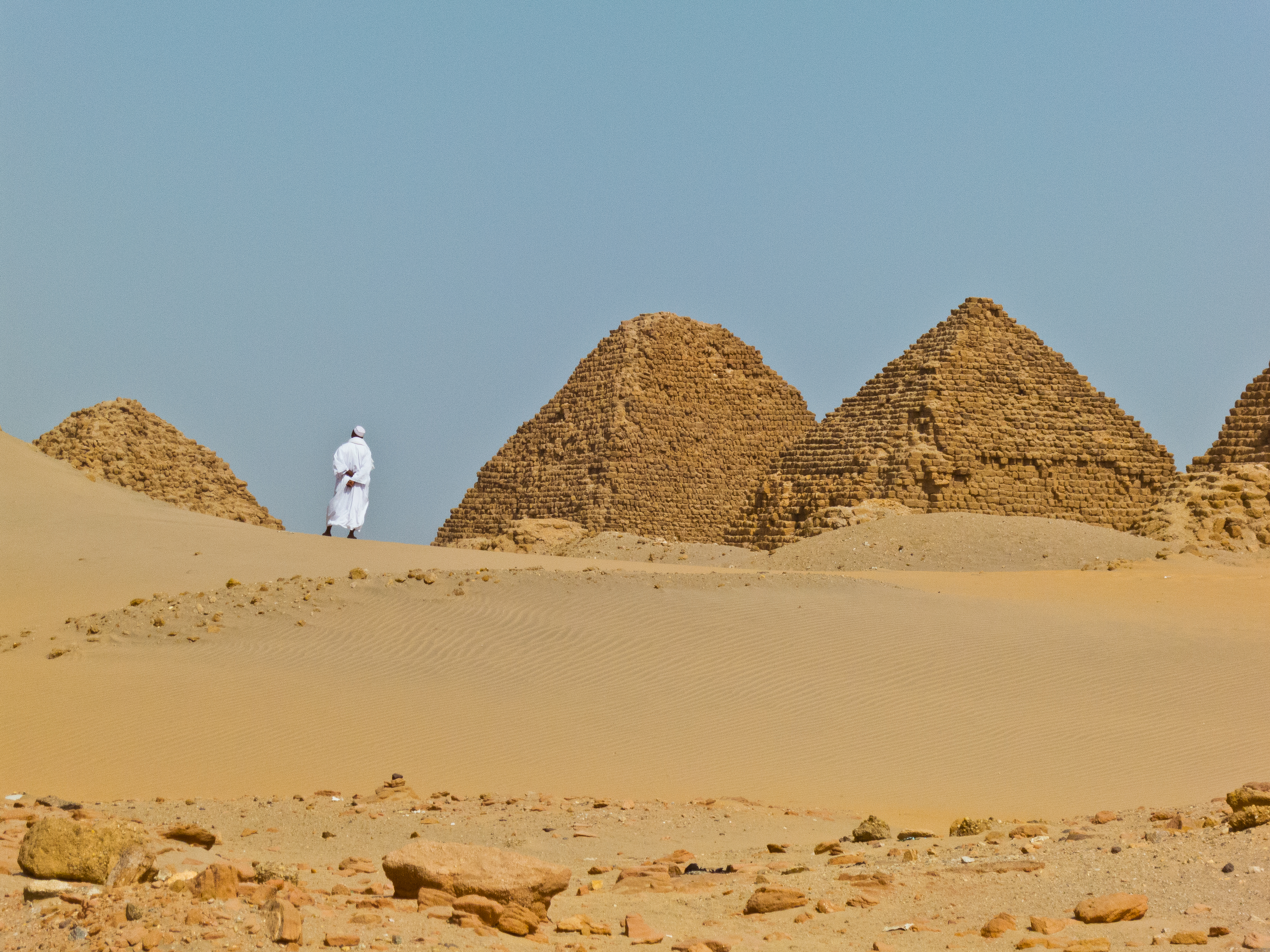 Sudan_Nuri_Pyramids_2012a.jpg