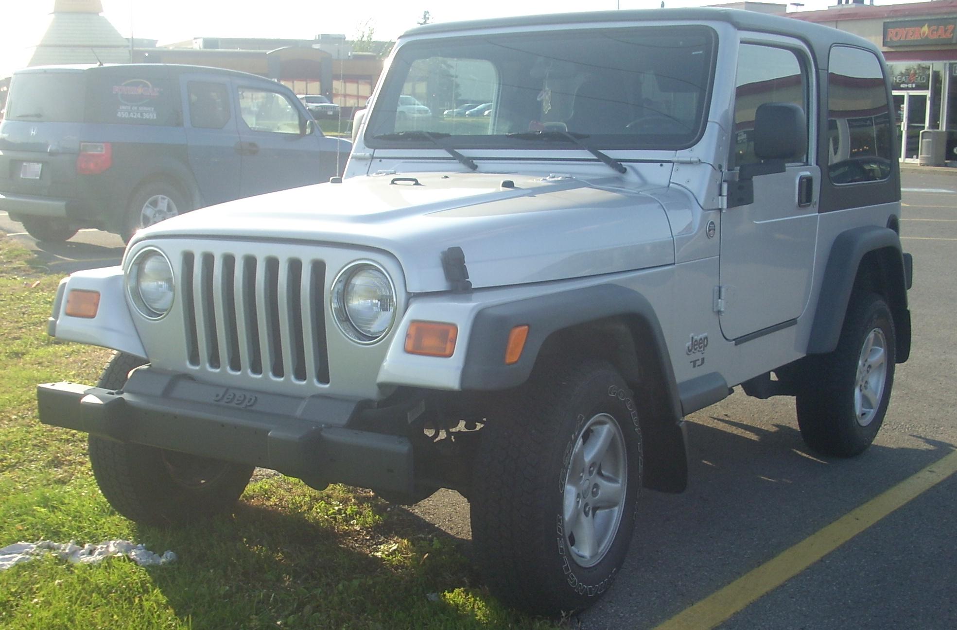 File:'04-'06 Jeep TJ Wrangler  - Wikimedia Commons