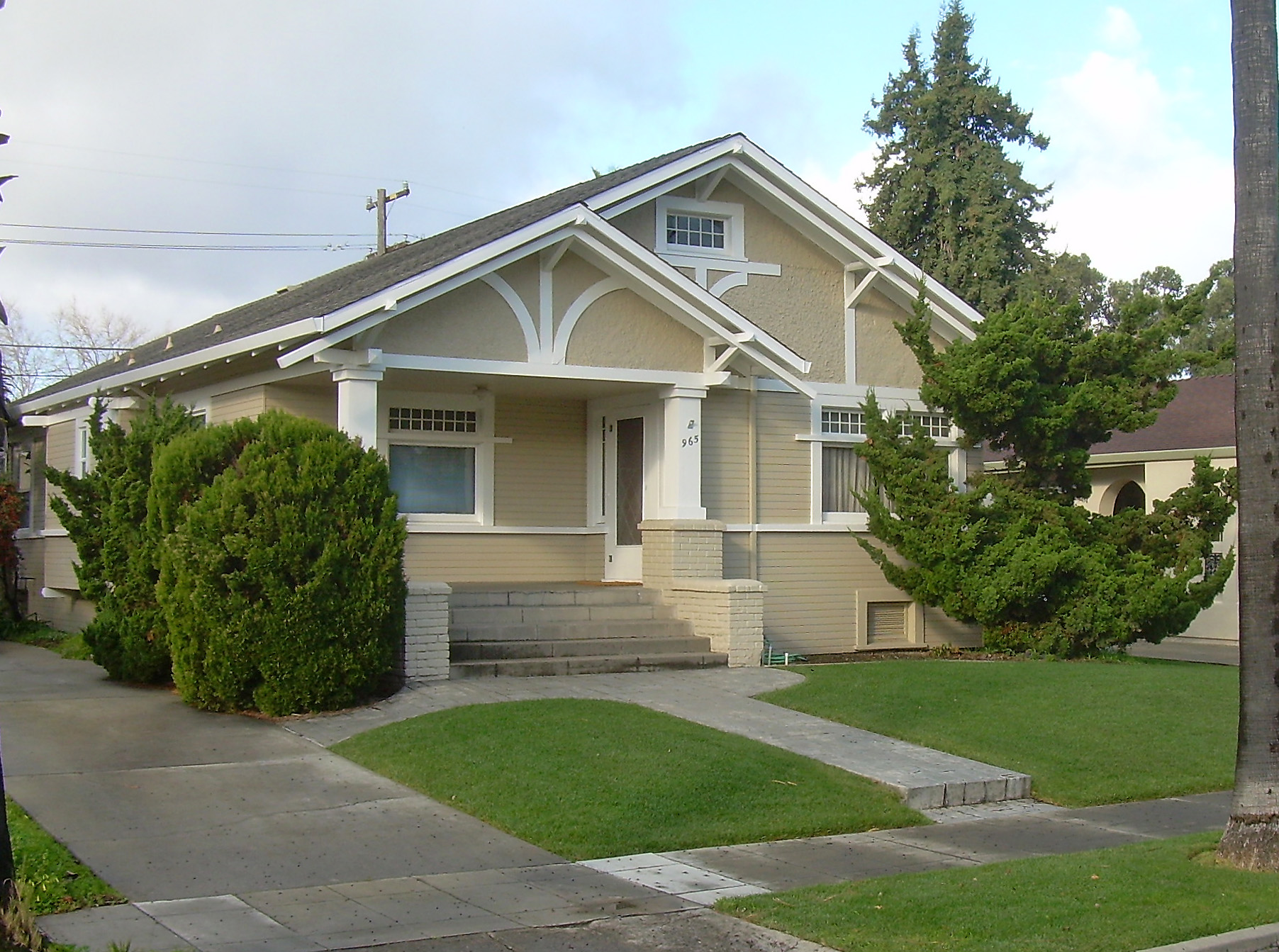 File American  craftsman  bungalow  in San Jose Ca jpg 