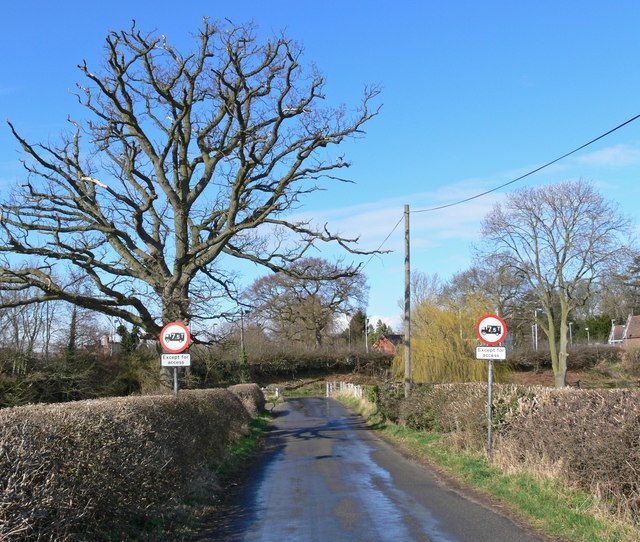 File:Approaching Netherseal - geograph.org.uk - 744758.jpg