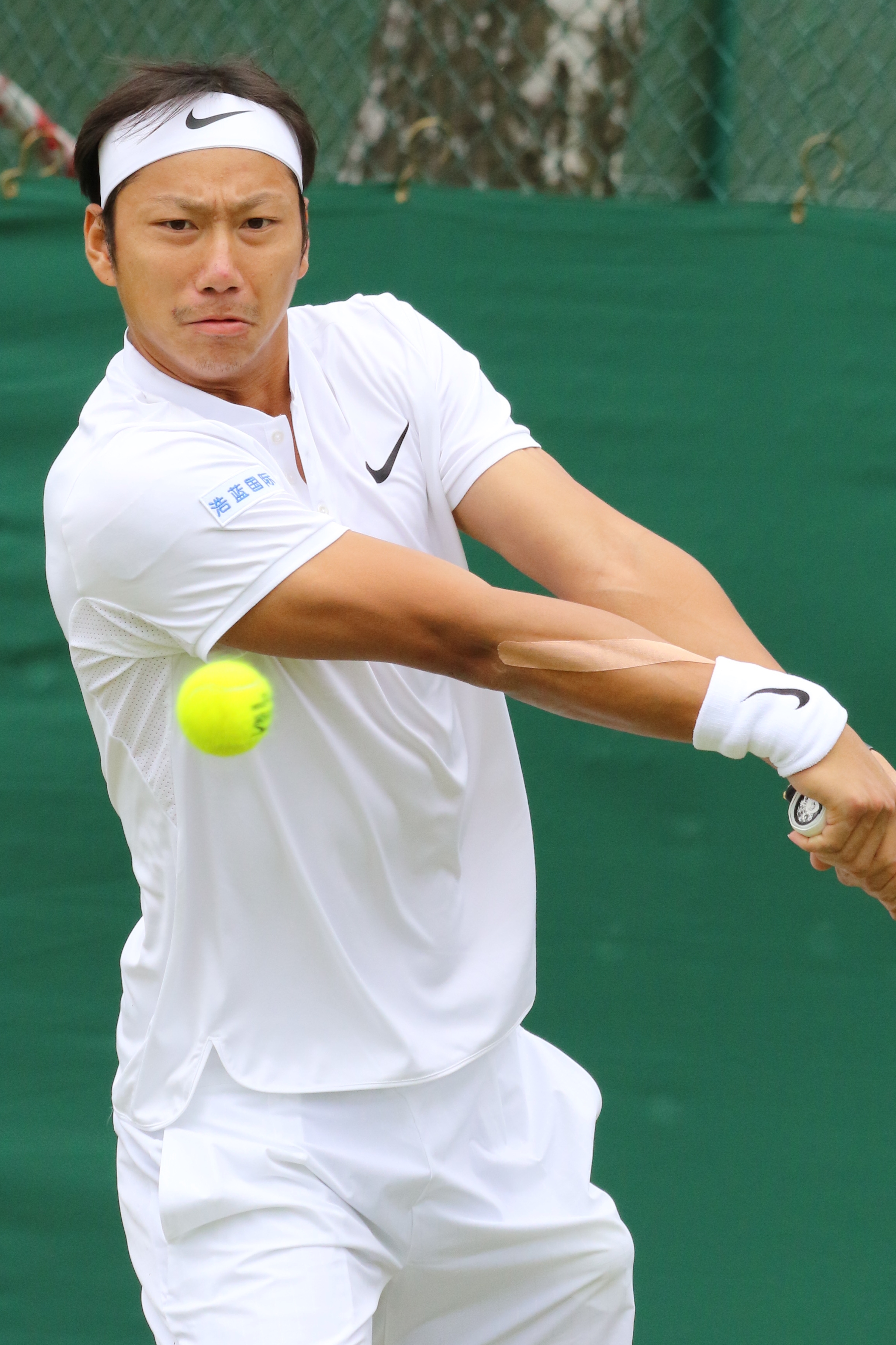 Bai Yan (tennis)