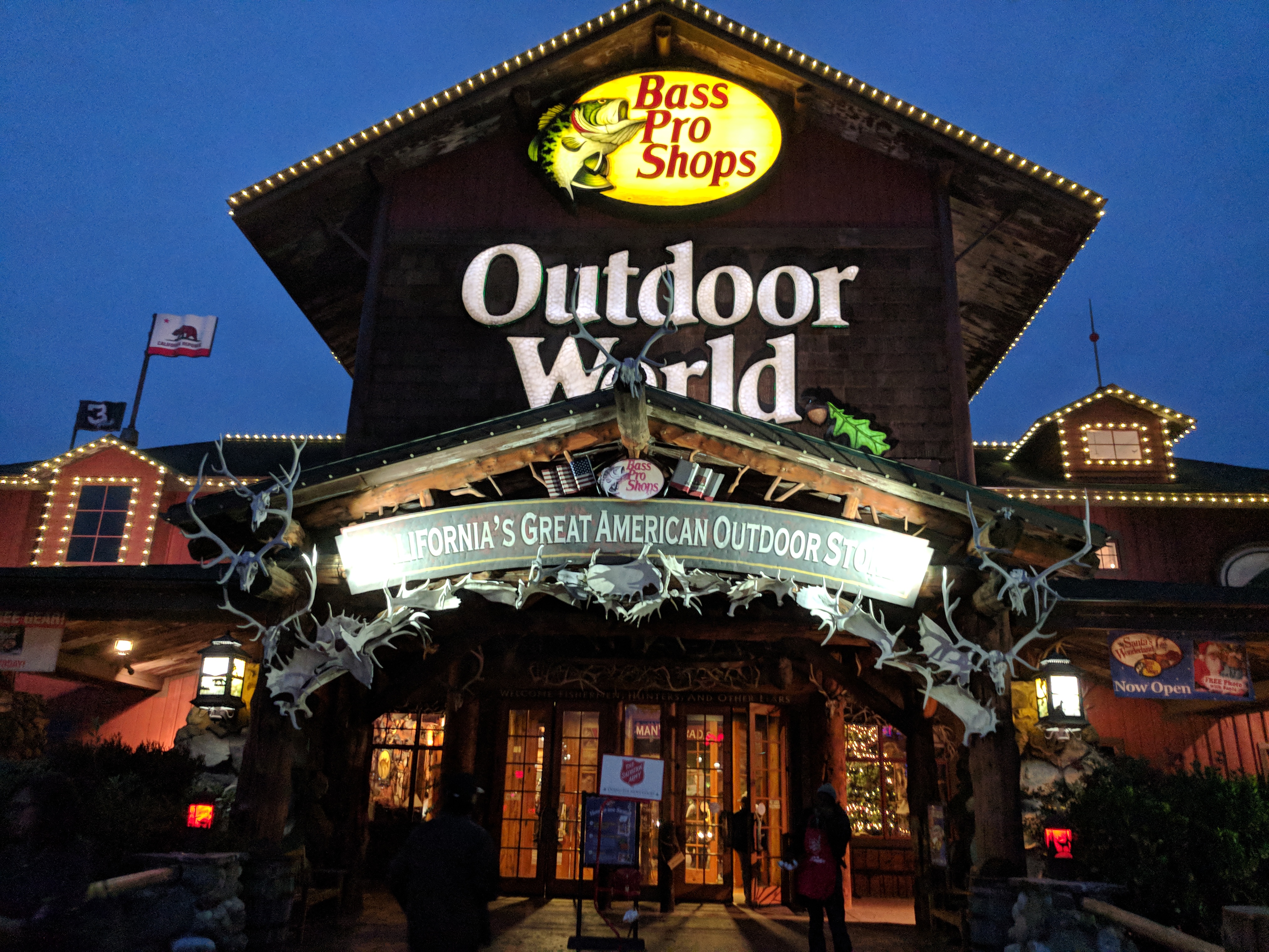 Bass Pro Shops - Wikipedia, la enciclopedia libre