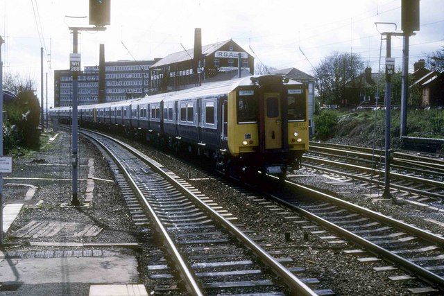 File:BedPan unit at St Albans - geograph.org.uk - 1588498.jpg