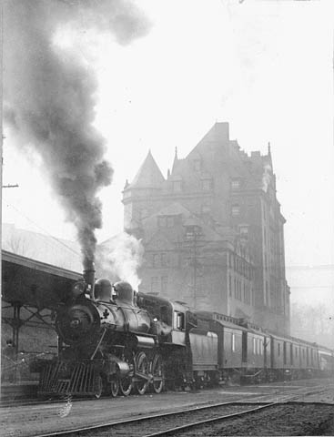 File:CP Vancouver Station 1911.jpg