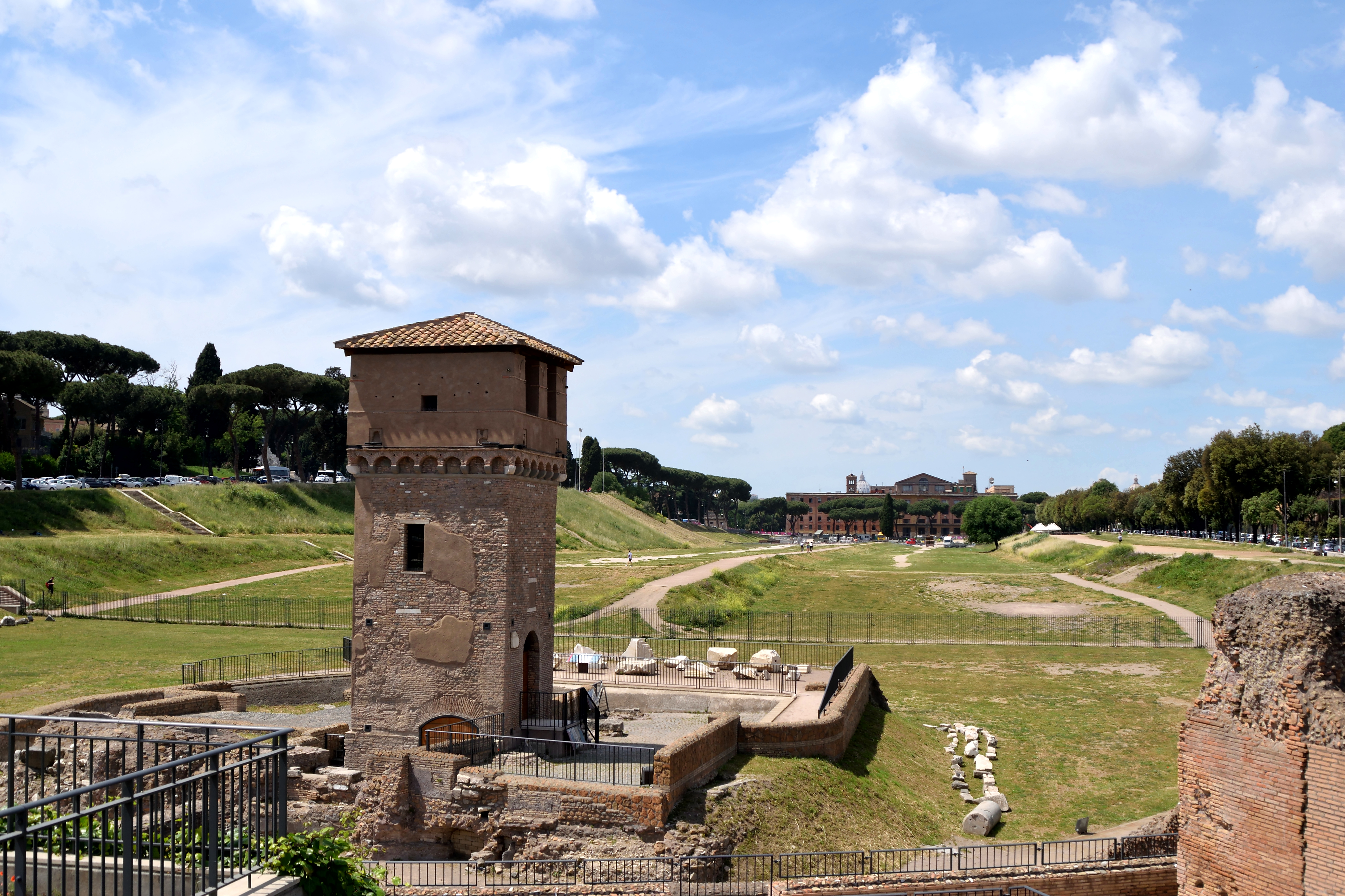 roman chariot racing stadium