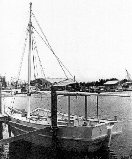 <i>Duchess</i> (boat) Historic boat in Tarpon Springs, Florida