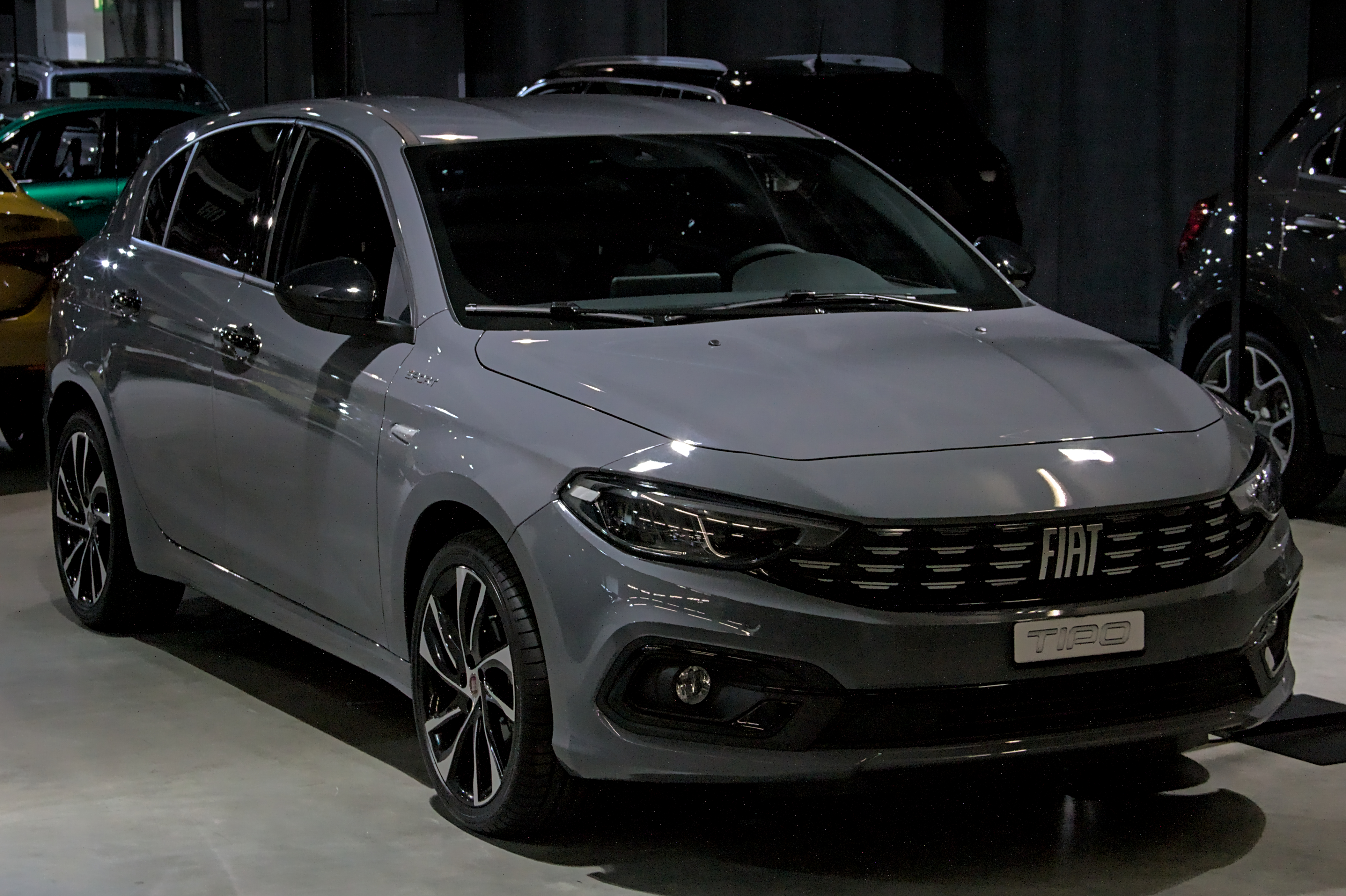 File:Fiat Tipo Cross 1X7A0340.jpg - Wikipedia