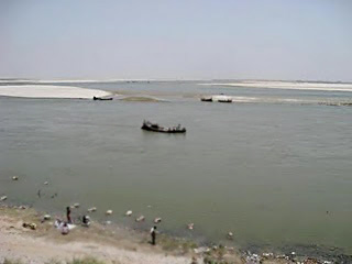 File:Gangariver 23220.jpg