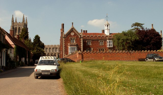 File:Hospital of the Holy and Blessed Trinity, Long Melford, Suffolk - geograph.org.uk - 191715.jpg