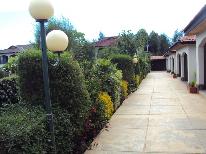 File:Hotel Noble, Eldoret - panoramio.jpg