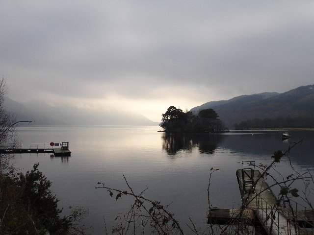 File:Inveruglas, Loch Lomond - geograph.org.uk - 120041.jpg