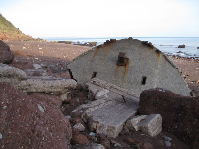 File:Labrador Bay Beach - geograph.org.uk - 668138.jpg