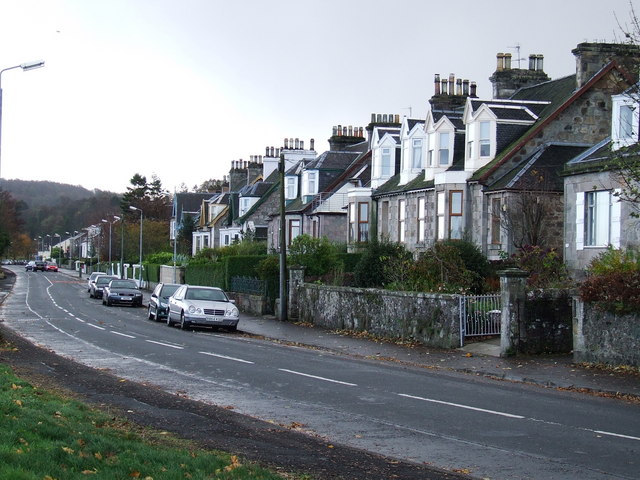 File:Main Road, Langbank - geograph.org.uk - 607456.jpg