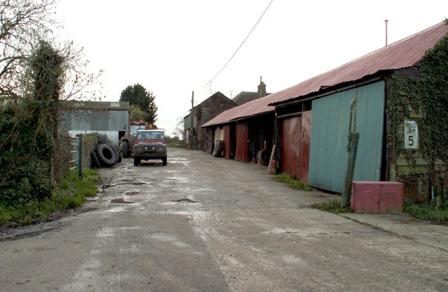 File:Moat Farm - geograph.org.uk - 291194.jpg