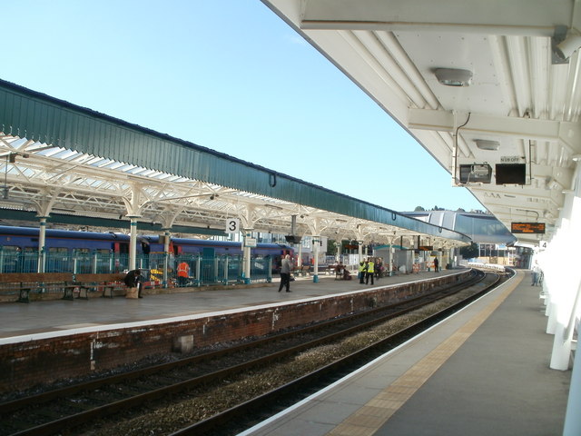 File:Newport railway station platform 3 - geograph.org.uk - 2069979.jpg