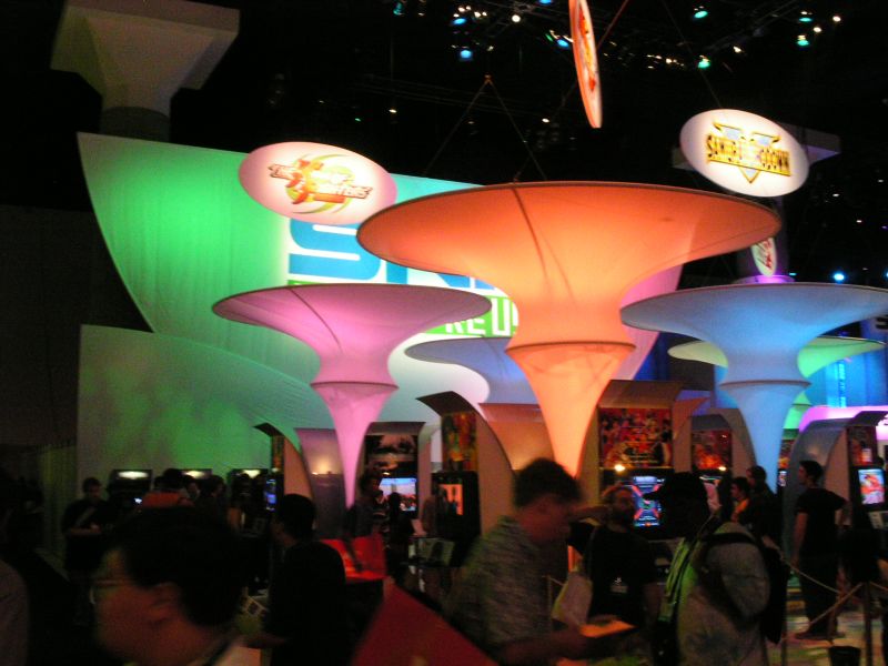 File:SNK Playmore USA booth, E3 20050518.jpg