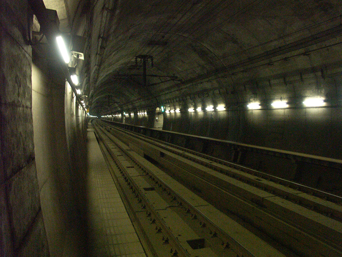 Seikan-tunnel-yoshioka.jpg